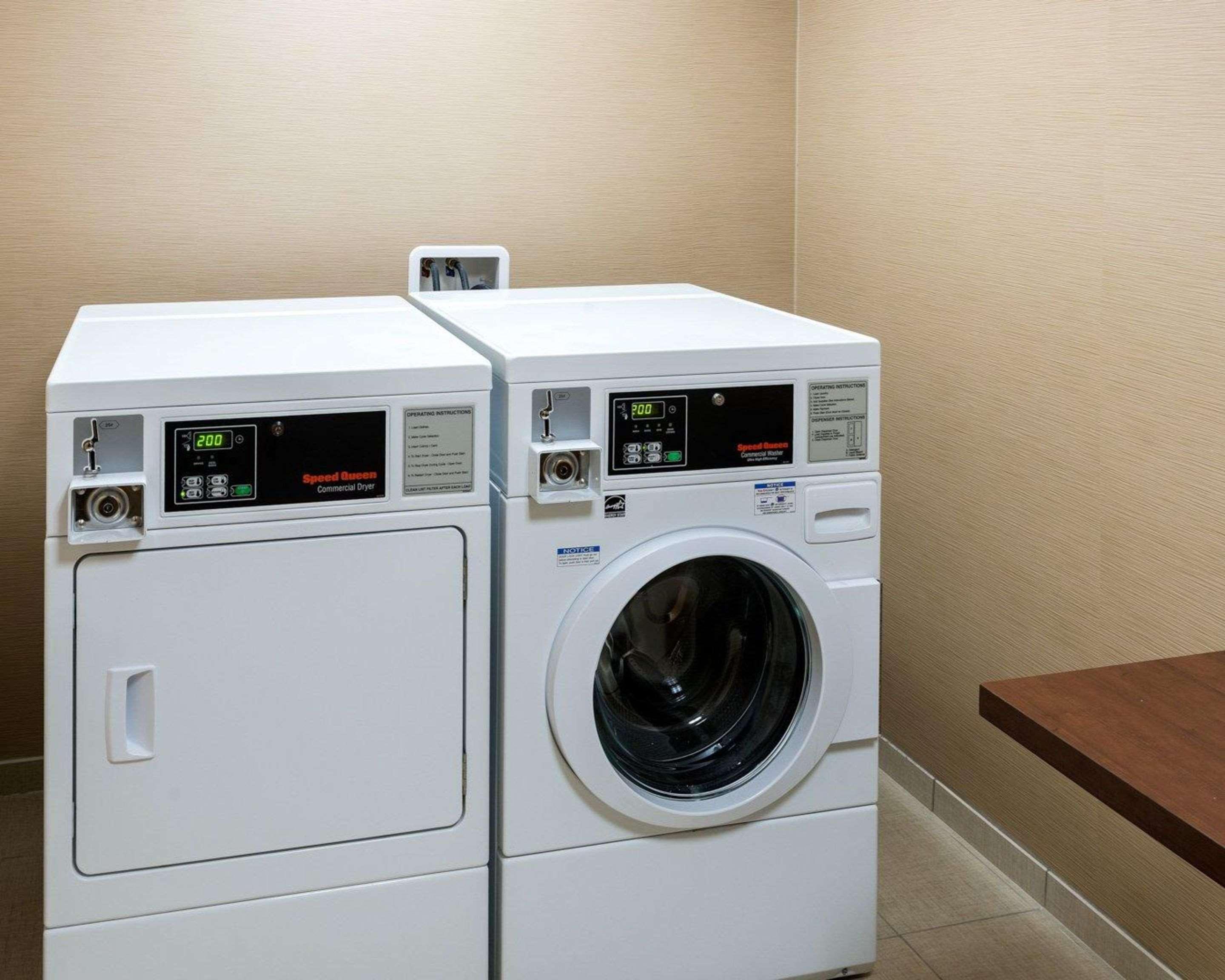 Comfort Inn & Suites West - Medical Center Rochester Zewnętrze zdjęcie