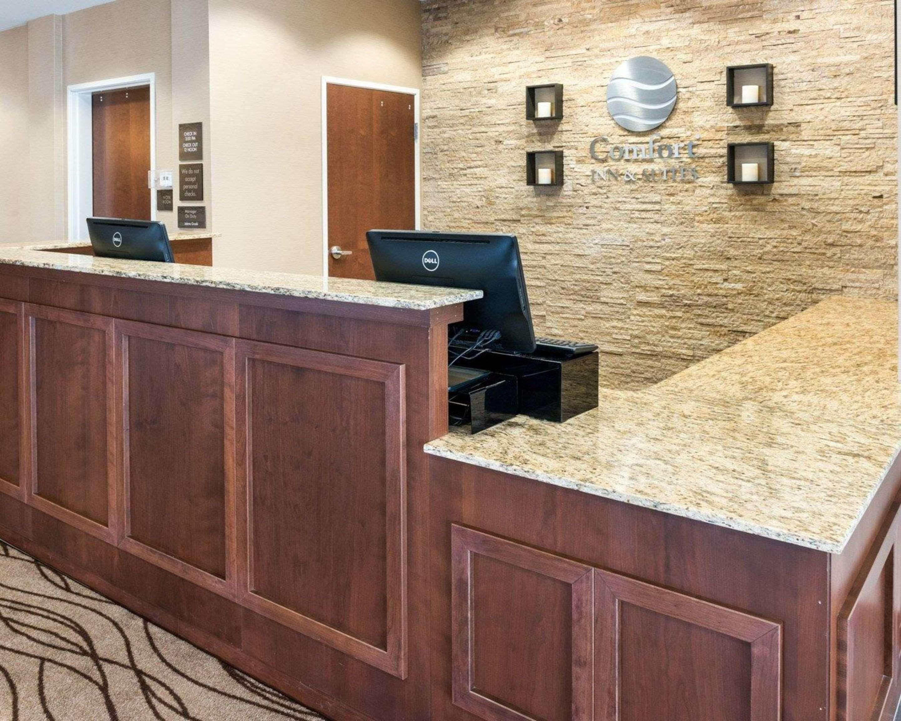 Comfort Inn & Suites West - Medical Center Rochester Zewnętrze zdjęcie