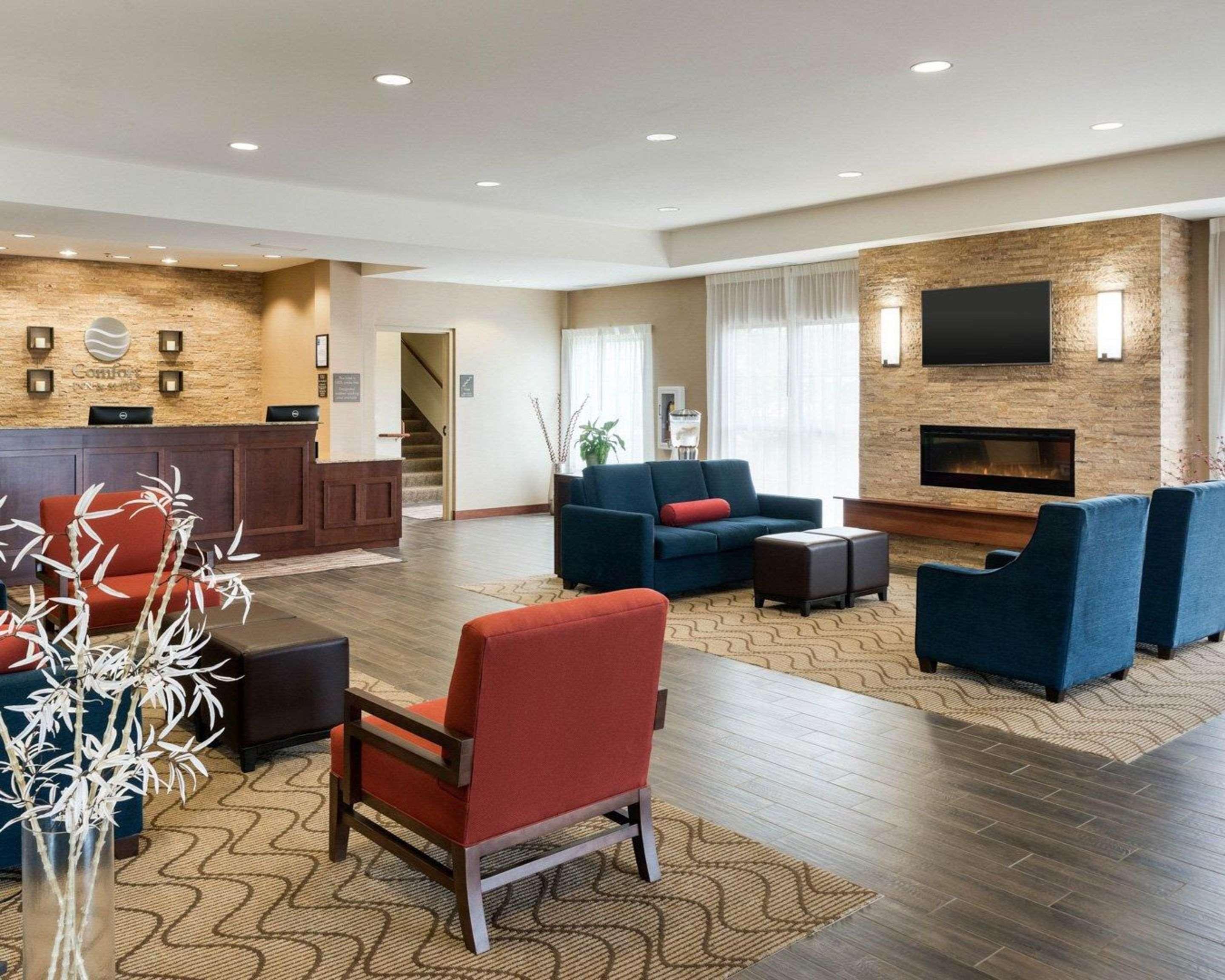 Comfort Inn & Suites West - Medical Center Rochester Zewnętrze zdjęcie